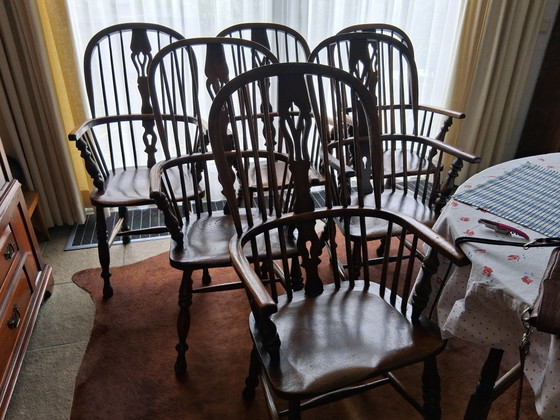 Image 1 of 6 windsorstoelen