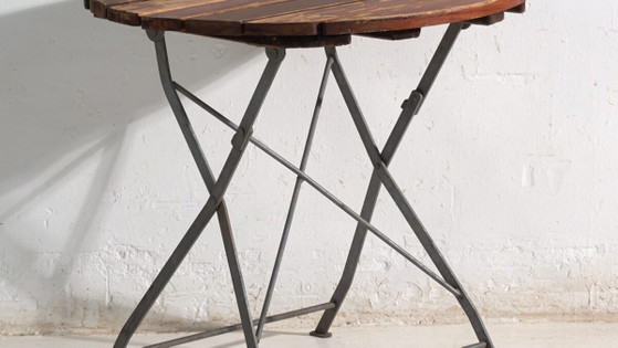Antique folding garden table in wood and iron – Central Europe, circa 1950 – Rustic (photo 3 of 40)