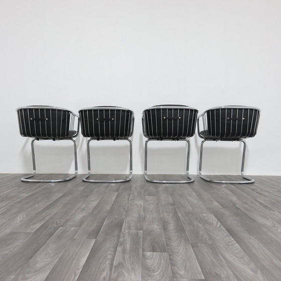 Image 1 of Gastone Rinaldi set van 4 stalen fauteuils, jaren 70 design, moderne antiek