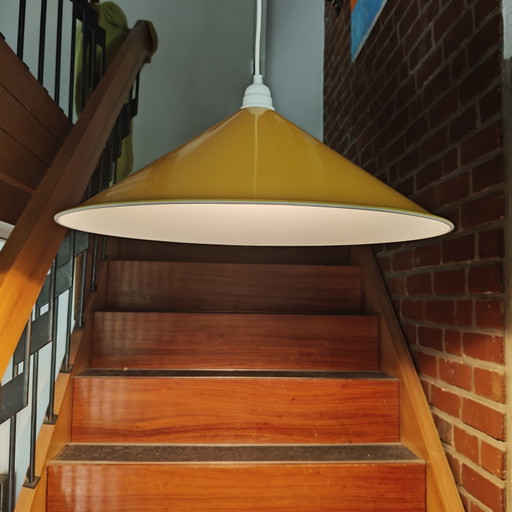 Grande suspension scandinave vintage – Abat-jour en métal jaune moutarde Ø50 cm