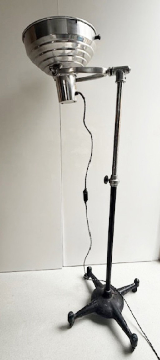 Vintage Industrial Floor Lamp ARTISTIC MFG CO. New York