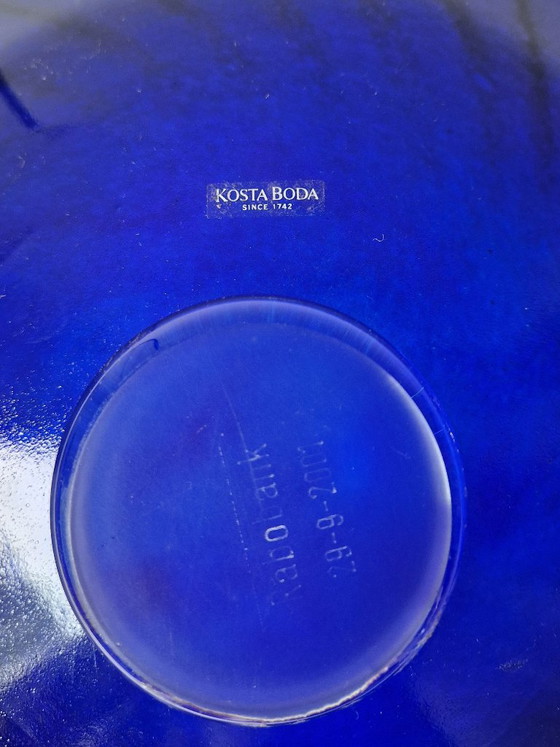Kosta Boda - Large "Bon-Bon" Bowl by Kjell Engman – Glass (photo 6 of 7)