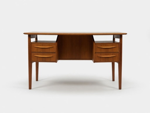 Teakhouten bureau van Gunner Nielsen voor Tibergaard, jaren 60.