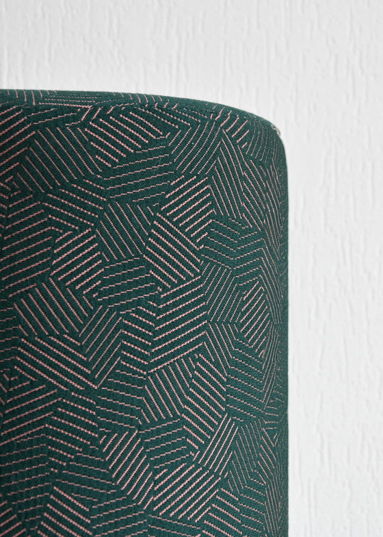 Image 1 of Ronde groene poef in Kvadrat Razzle Dazzle stof – Ø37 cm x H40 cm
