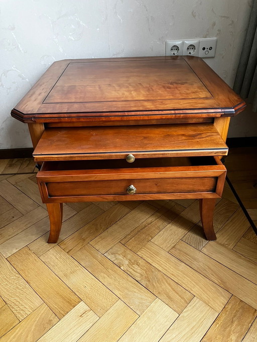 Coffee table and side table made of cherry wood