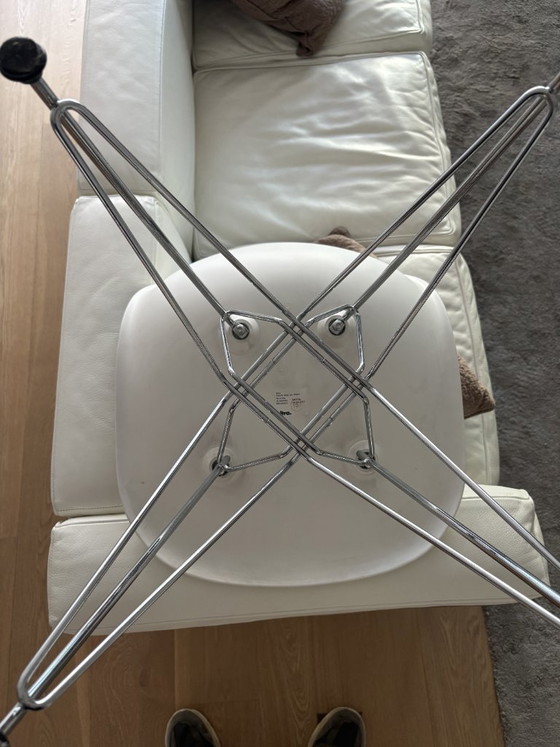 7x Vitra Eames DSR Chair – Dining chairs, Metal, Plastic (photo 5 of 6)
