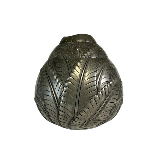 Zinn Art Nouveau Vase, signiert PETIZON, frühes 20. Jahrhundert