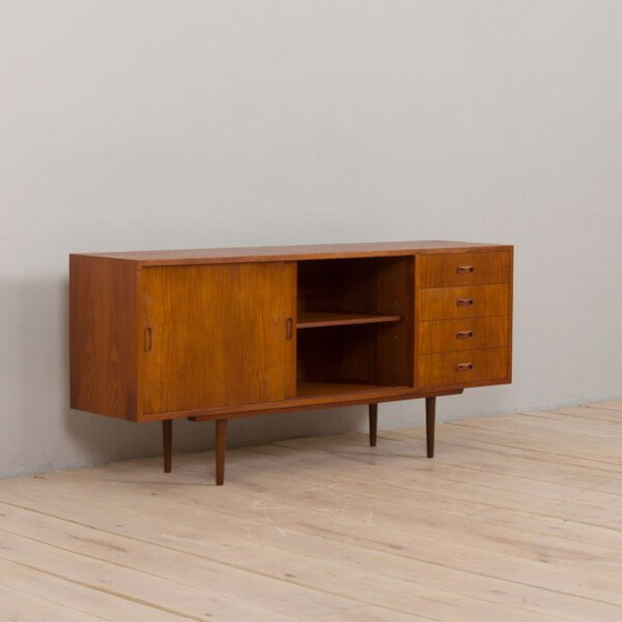 Image 1 of Klassiek Deens laag dressoir in teak, jaren 1960