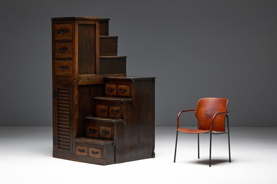 Image 1 of Kaidan Tansu Japanse trapkist, Japan, 19e eeuw