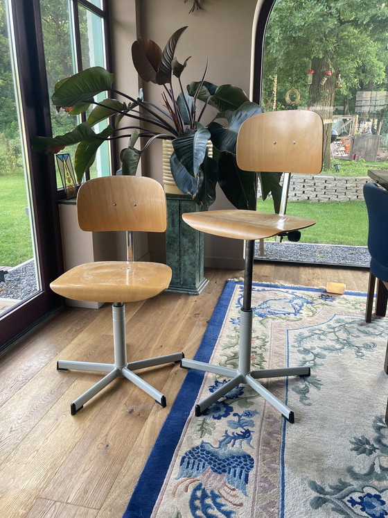 Image 1 of 2x vintage atelierstoel bureau stoel industrieel 