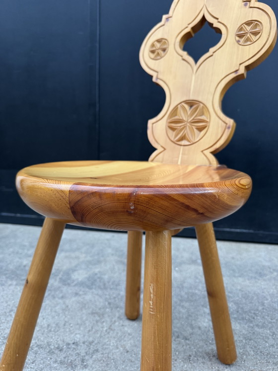 Image 1 of Chaise montagnarde pin massif vintage 
