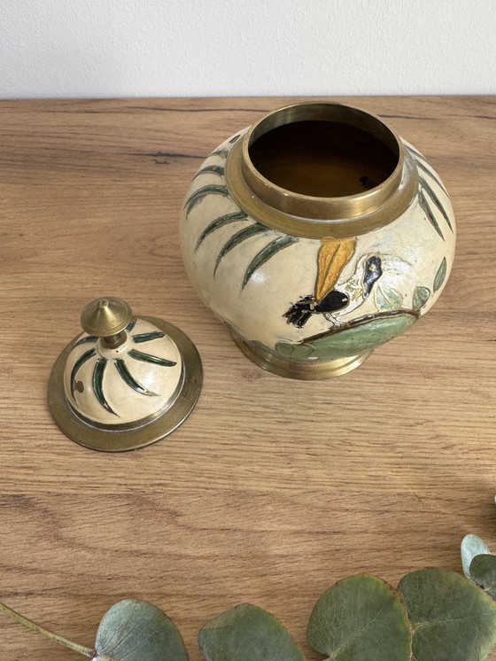 Image 1 of Pot laiton émaillé 