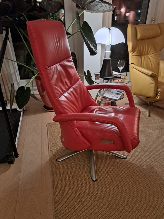 Poltrona relax Prominent in pelle rossa – Poltrone relax, Calfskin (photo 3 of 5)