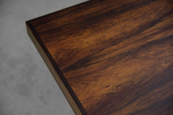 Image 1 of Table basse vintage en palissandre de style colonial danois moderne du milieu du siècle, années 1960