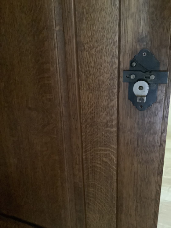 Image 1 of Vol eiken stijlvolle broodkast