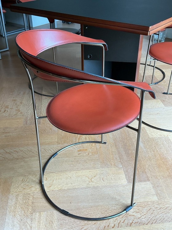 Image 1 of 4*eetkamerstoelen , merk Arrben, leer, cognackleur