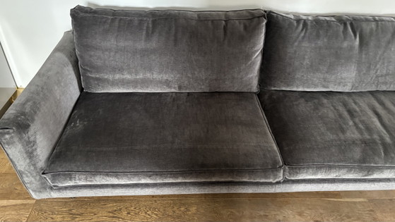 Image 1 of Canapé 3 places Linteloo Malibu – Velours anthracite de luxe