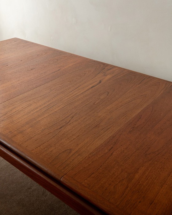 Danish Modern Teak Extendable Dining Table Attributed to Sven Ellekaer, Denmark, 1960s – Wood (photo 10 of 18)