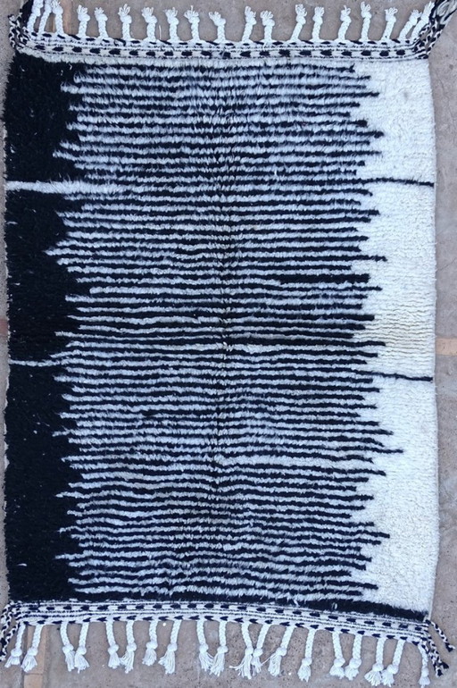 Magnifique Tapis artisanal 250cmx150cm 