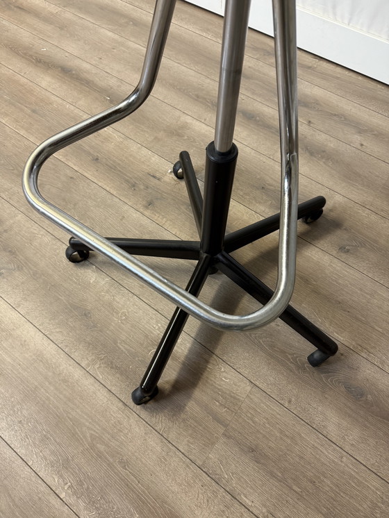 Image 1 of Bureau/chaise de travail Ahrend