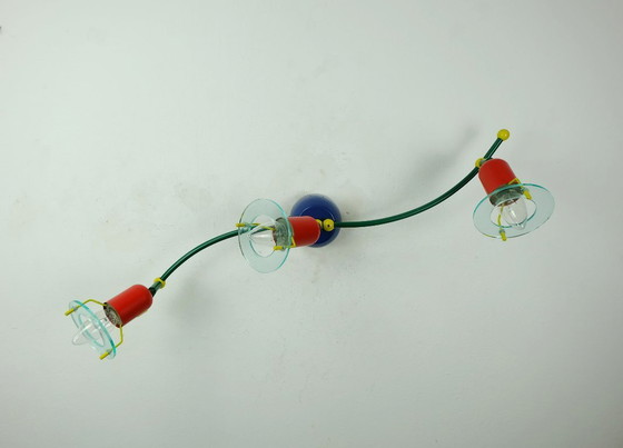 Image 1 of Lámpara de techo de 3 focos de la década de 1980, de metal y lucita, de la era Honsel Memphis.