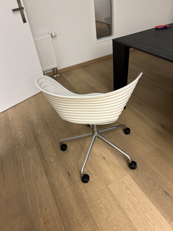 Image 1 of Vitra Tom Vac chair