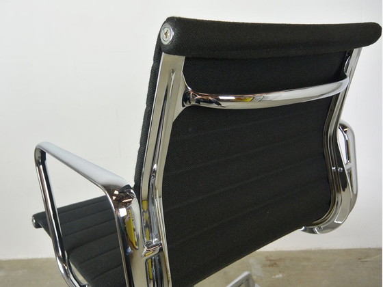 Image 1 of Vitra EA 117 Bürostuhl