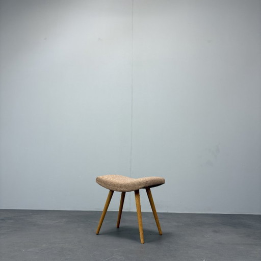 Reposapiés vintage de Moravská Ústředna Brno, 1988, Checoslovaquia