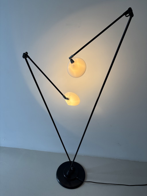 Lámpara de pie de diseño holandés Pola de los años 80 Amstelveen