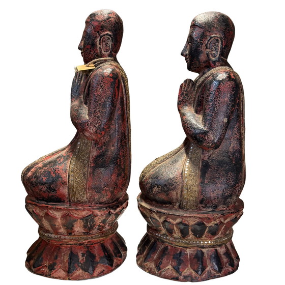 La Coppia Sangha – Antiche Immagini di Tempio Birmane con Provenienza da Galleria – ca. 1870 – Sculture (photo 8 of 10)