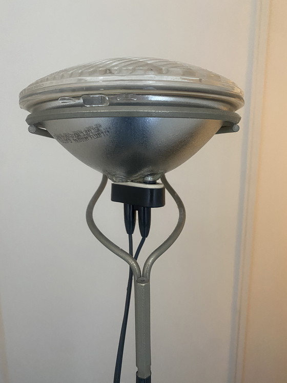 Image 1 of Flos Toio industriële vloerlamp