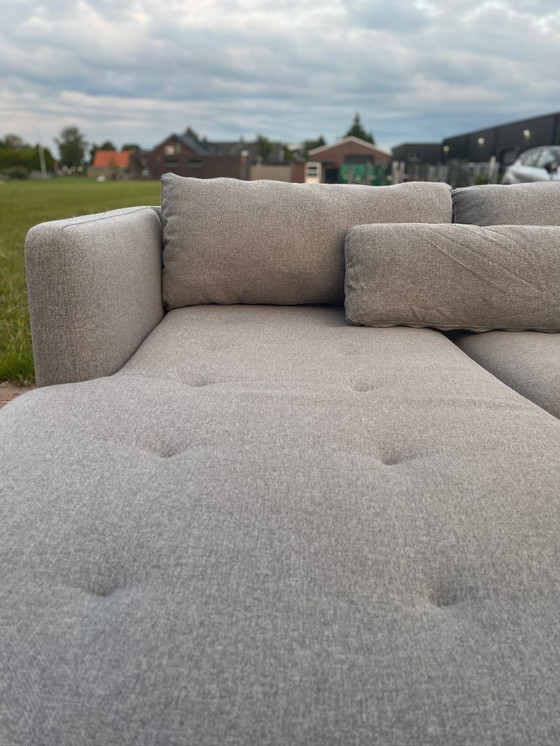Image 1 of Sofá esquinero moderno de tela gris