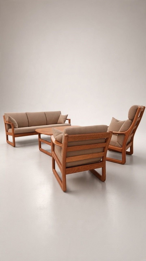 Zona salotto Silkeborg rifoderata – Tessile, Legno (photo 5 of 9)