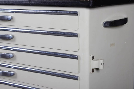 Armoire Vintage Baisch Bauhaus Industrial Design – Commodes, Metal, Glass (photo 4 of 17)