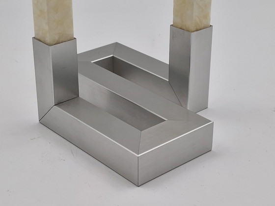 Image 1 of Candelabro de diseño que incluye velas a juego marcadas "Amabient"