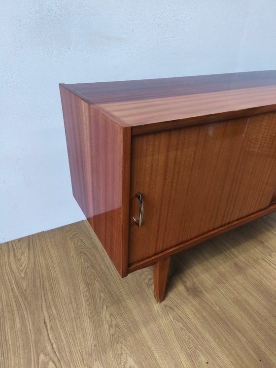 Buffet moderniste des années 1970. – Buffet bas, Wood (photo 6 of 19)