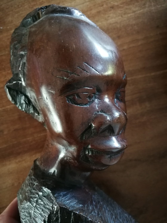 Image 1 of Preciosas, originales y geniales estatuas de madera procedentes de Sudáfrica.