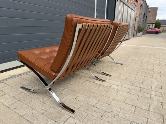 Image 1 of 2x Knoll Barcelona relax chairs, Venezia Cognac leather in NEW CONDITION
