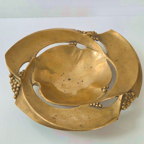 Image 1 of MAGNIFICENT VINTAGE FRUIT BOWL 1970S IN SOLID GILT BRONZE