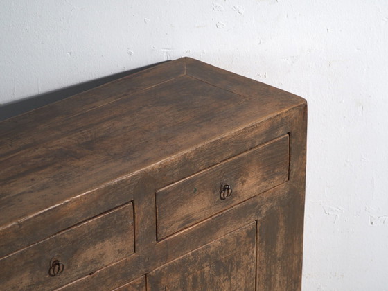Credenza antica in abete con due cassetti e due ante – Cina, circa 1930 – Credenze con vetrina (photo 13 of 40)