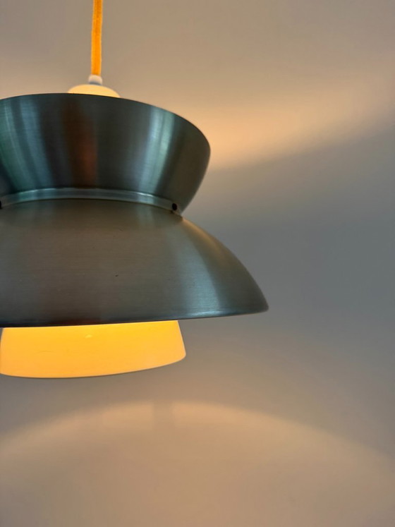 Louis Poulsen Doo-Wop vintage - Lampada di design danese – Lampade a sospensione, Alluminio (photo 4 of 12)