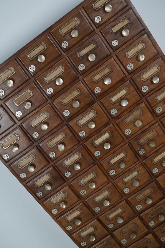 Image 1 of Vintage Duitse eiken apothekers- / spaarkast, jaren 1950