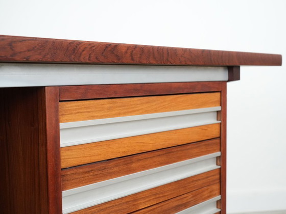 Image 1 of Bureau en palissandre, design danois, années 1970, production : Danemark