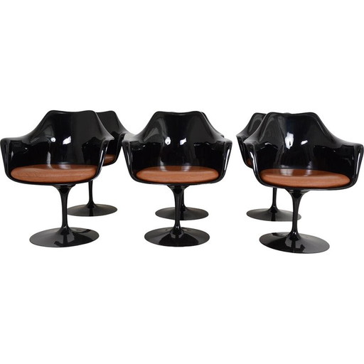 Set of 6 vintage “Tulip” armchairs in fiberglass and cast aluminum by Eero Saarinen for Knoll international
