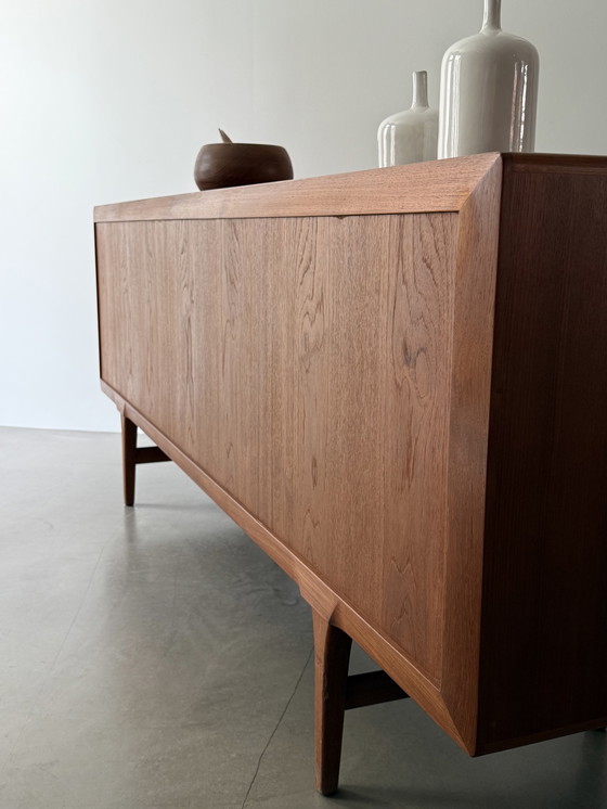 Image 1 of Ib-Kofod Larsen para aparador de teca Faarup Mobelfabrik, Dinamarca, años 60