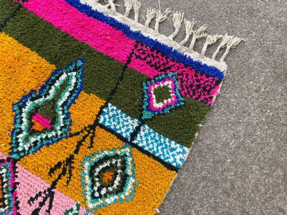 Image 1 of Handmade Moroccan Wool Rug: Tribal Geometric Design with Tassels