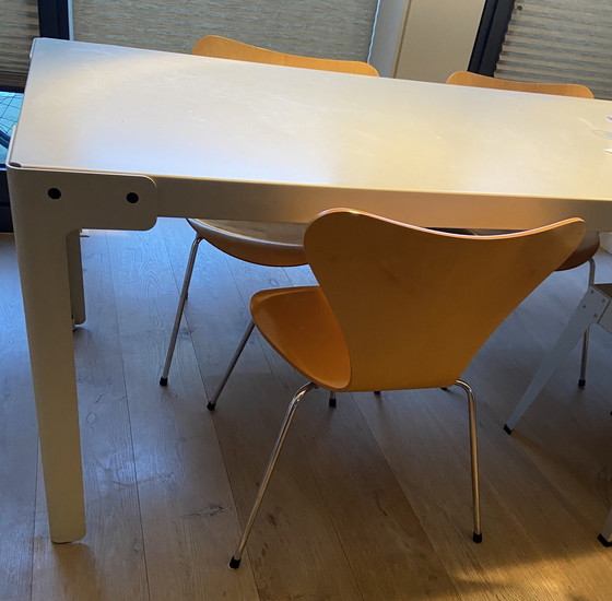 Image 1 of Table à manger Lloyd