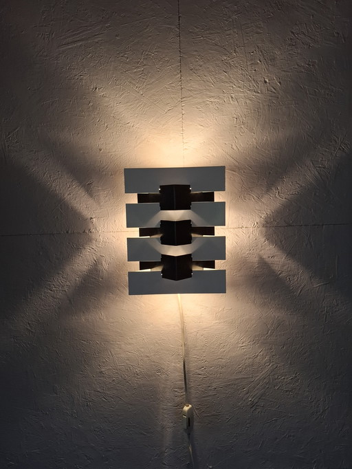Anvia wall lamp