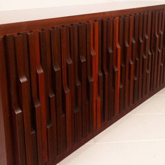 Luciano Frigerio Brutalist Padouk Hout Gaetano Dressoir voor Frigerio di Desio – Brass (photo 19 of 24)