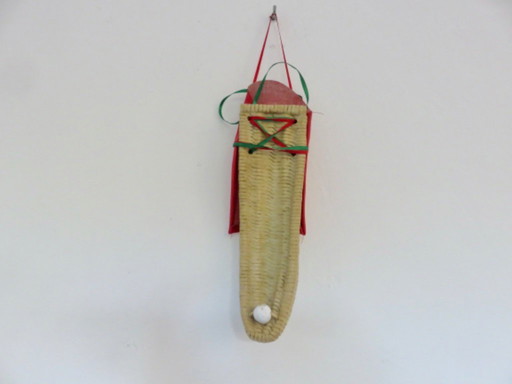 Pelota decorativa de resina, País Vasco, años 60-70.